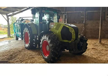 Trator CLAAS Arion 640
