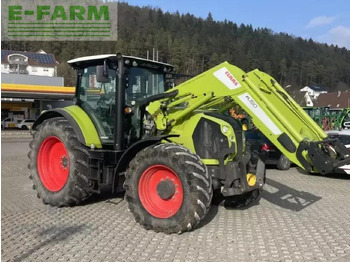 Trator CLAAS Arion 650