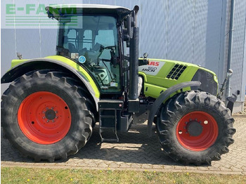Trator CLAAS Arion 650