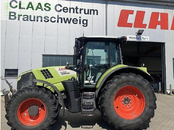 Trator CLAAS Arion 650