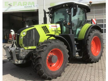 Trator CLAAS Arion 650