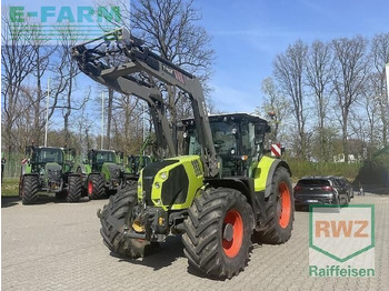 Trator CLAAS Arion 660