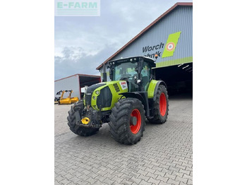 Trator CLAAS Arion 660