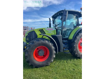 Trator CLAAS Arion 660