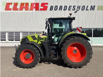 Trator CLAAS Arion 660