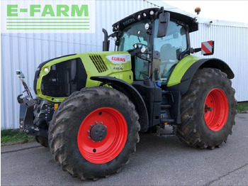 Trator CLAAS Axion 800