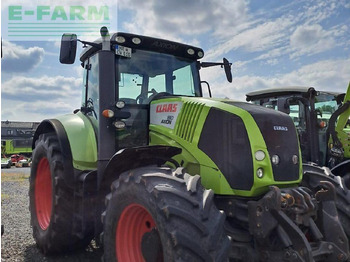 Trator CLAAS Axion 810