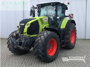 Trator CLAAS Axion 810