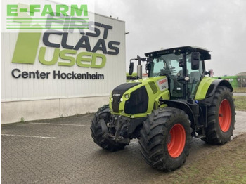 Trator CLAAS Axion 810