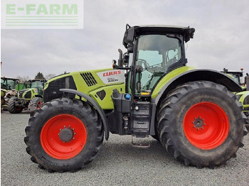 Trator CLAAS Axion 830