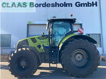 Trator CLAAS Axion 830
