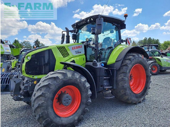 Trator CLAAS Axion 870