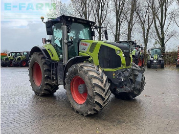 Trator CLAAS Axion 870