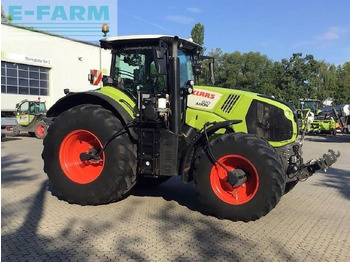 Trator CLAAS Axion 870