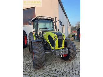 Trator CLAAS Axos 240