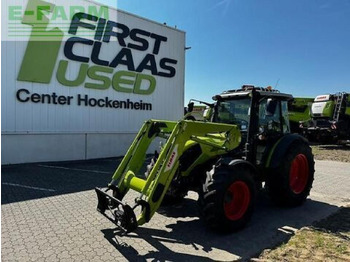 Trator CLAAS Axos 240