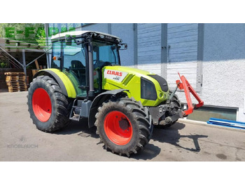 Trator CLAAS Axos 330