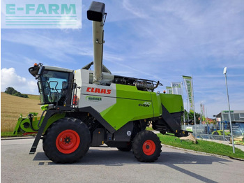 Ceifeira debulhadora CLAAS