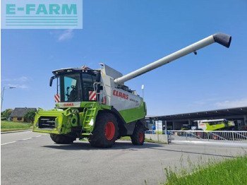Ceifeira debulhadora CLAAS Lexion 570