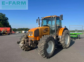 Trator CLAAS Ares 656