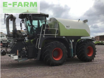 Trator CLAAS Xerion 3800