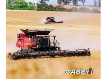 Ceifeira debulhadora CASE IH