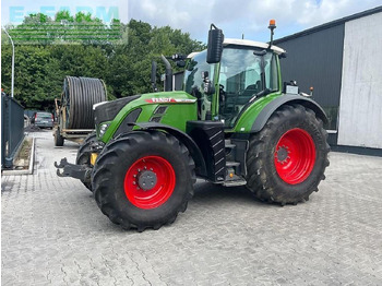 Trator FENDT 724 Vario