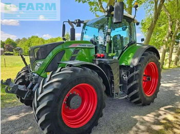 Trator FENDT 718 Vario