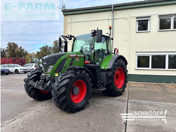 Trator FENDT 724 Vario