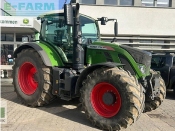 Trator FENDT 724 Vario