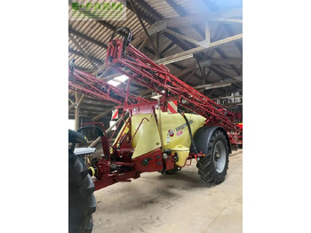 Pulverizador de arrastar HARDI