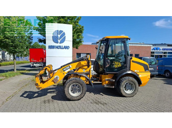 Mini escavadeira JCB 409