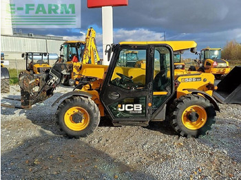 Pá carregadora de rodas JCB