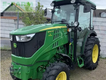 Trator JOHN DEERE 5090GV