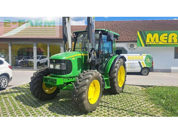 Trator JOHN DEERE 5720