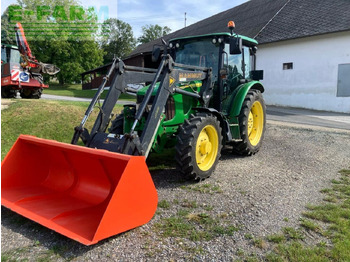 Trator JOHN DEERE 5820