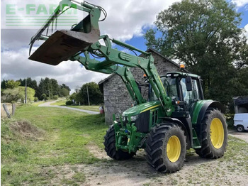 Trator JOHN DEERE 6110M