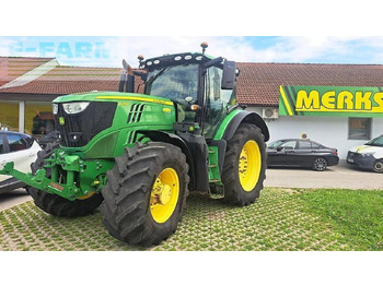 Trator JOHN DEERE 6215R