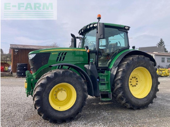 Trator JOHN DEERE 6215R
