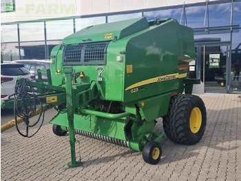 Enfardadeira de fardos quadrados JOHN DEERE