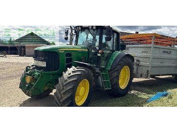 Trator JOHN DEERE 6530