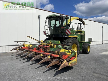 Trator JOHN DEERE 6810