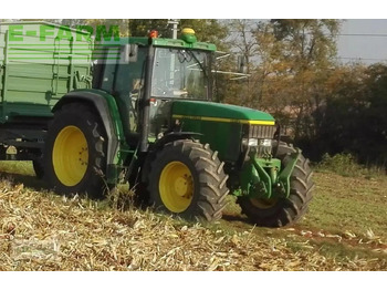 Trator JOHN DEERE 6910