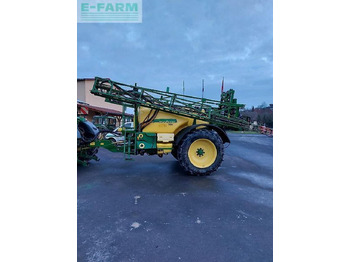 Pulverizador de arrastar John Deere 740i: foto 2