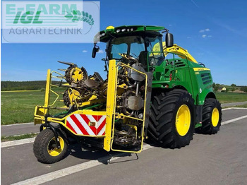 Picadora de forragem automotriz John Deere 8500i: foto 4