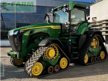 Trator JOHN DEERE