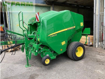 Enfardadeira de fardos quadrados JOHN DEERE
