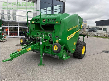 Enfardadeira de fardos quadrados JOHN DEERE