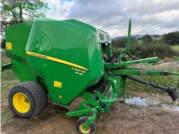 Enfardadeira de fardos quadrados JOHN DEERE