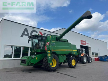 Ceifeira debulhadora JOHN DEERE T560